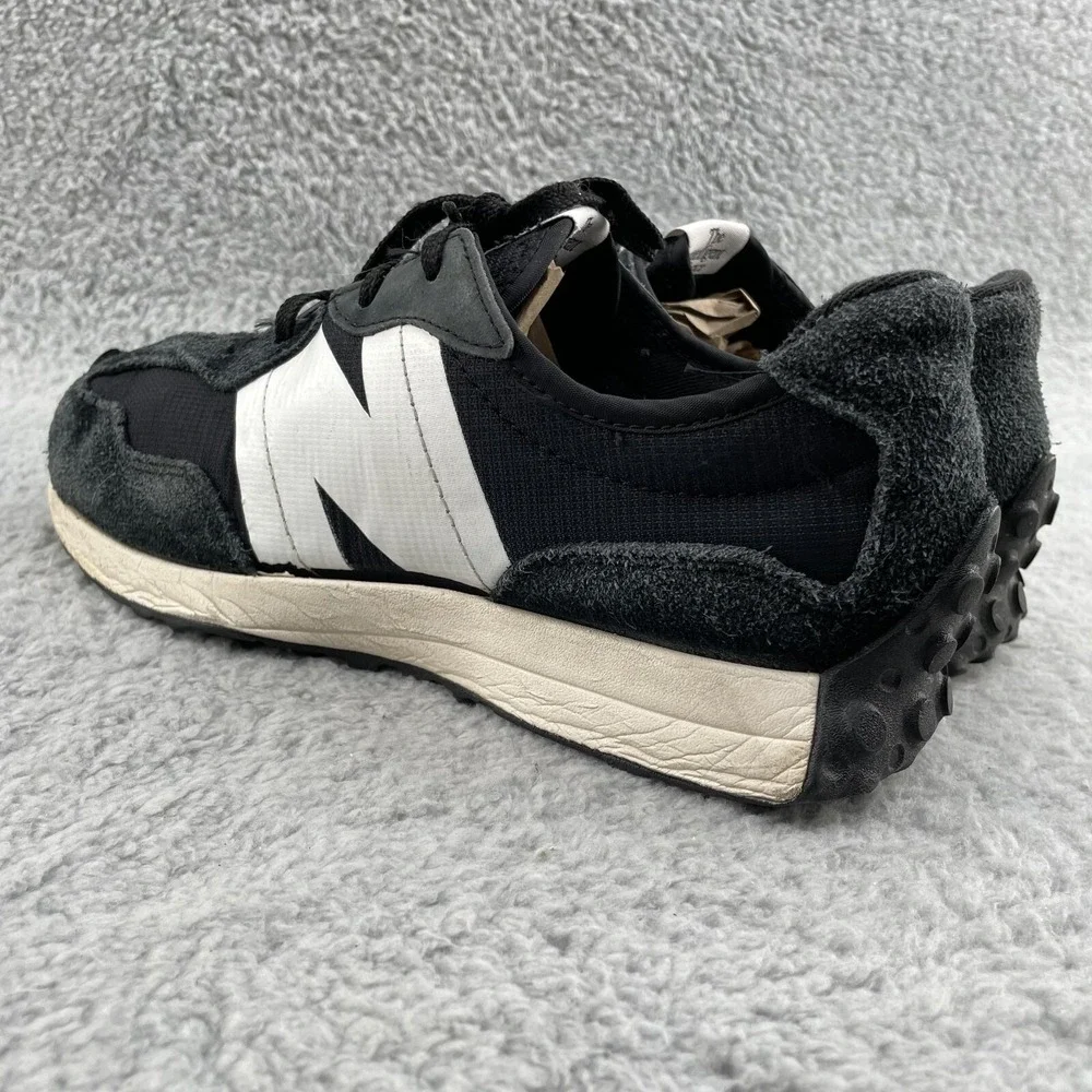 New Balance 327 Shoes Boy's 6 Black Sneakers Trainers Preppy Retro Academia 90's